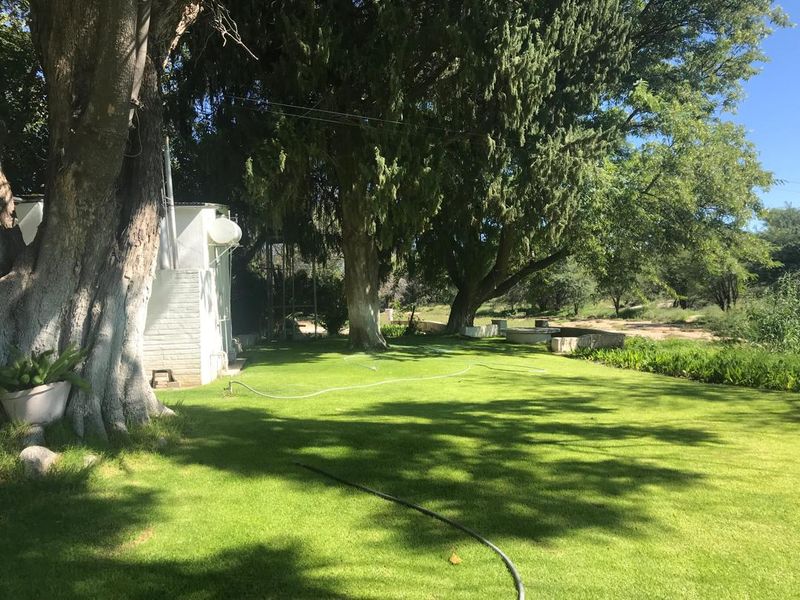 Omaruru- Large Game farm with strong water - Photo 6