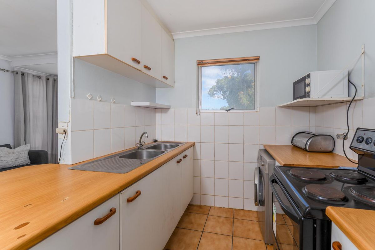 Excellent Financials | 3 Bedroom | Investors Dream | Air Bnb Friendly - Photo 5
