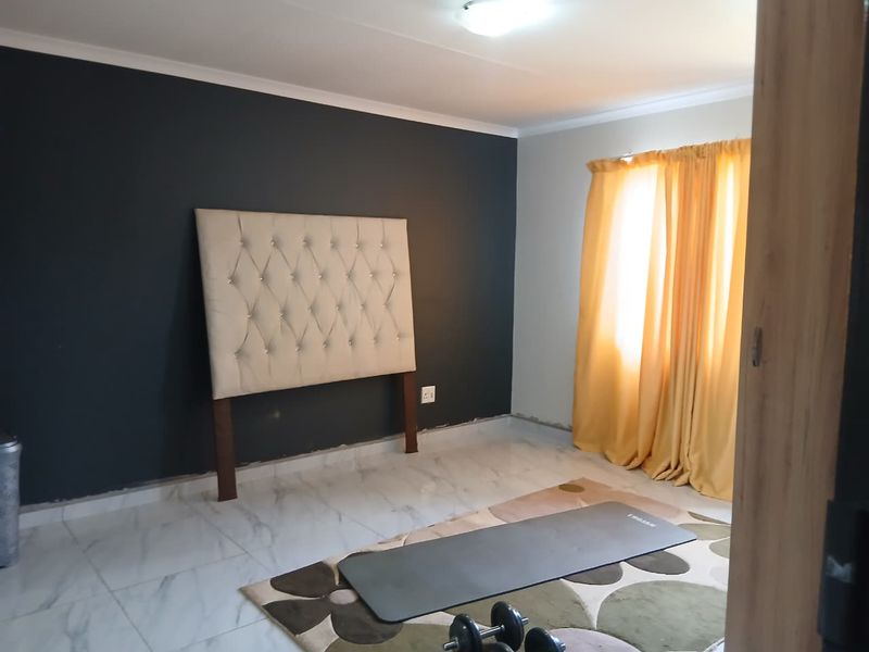 Your Dream Home Awaits: Customize the Kitchen & Closet! - Photo 9