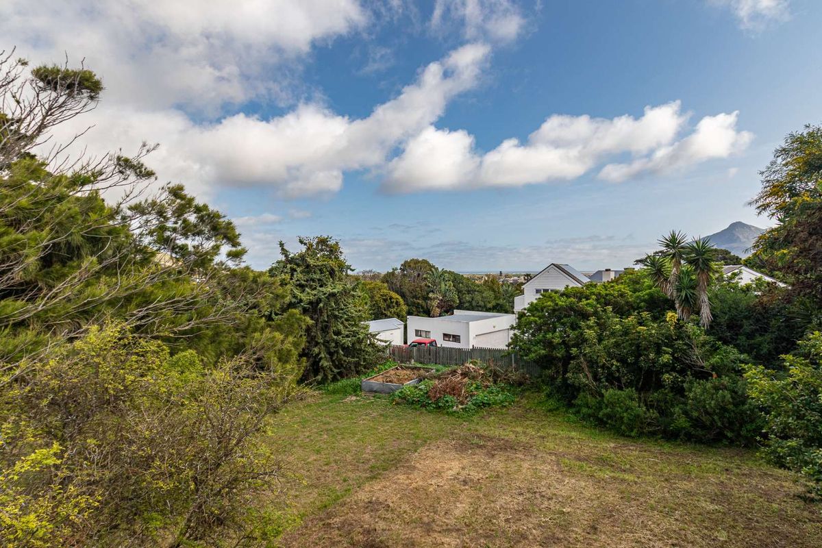 Prime Plot for Sale – Capri, South Peninsula - Photo 4