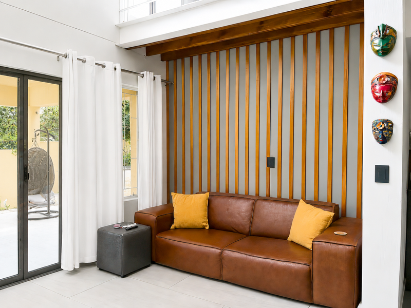 Modern Contemporary Living with Everyday Convenience - Photo 6