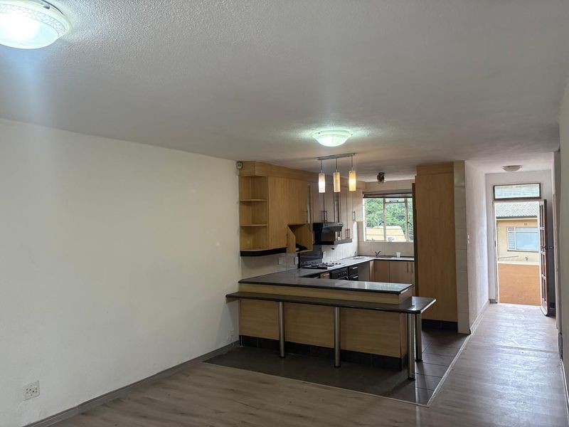 DUPLEX DELIGHT - Photo 10