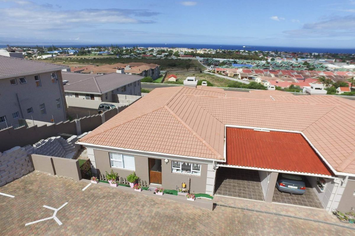 SEA VIEW APARTMENT - 2km from Hartenbos Beach! - Photo 3