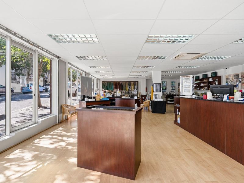 BESPOKE GARDENS SHOWROOM/RETAIL SECTION FOR SALE - Photo 4