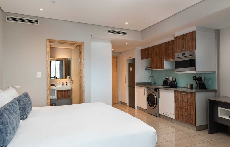 .5 BEDROOM/ 1 BATHROOM STUDIO APARTMENT FOR SALE at the Pearls of Umhlanga®️