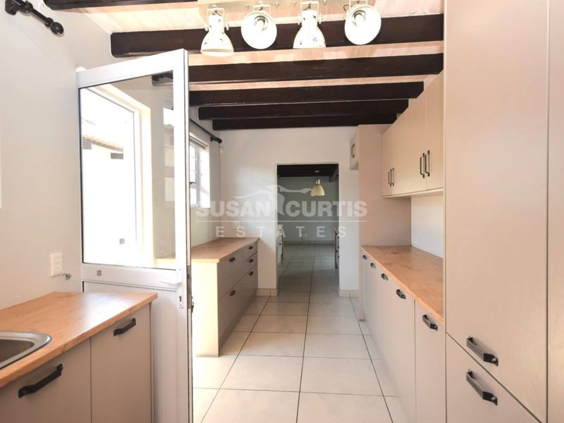 Spaciouse family house with a flat and washroom - Photo 9