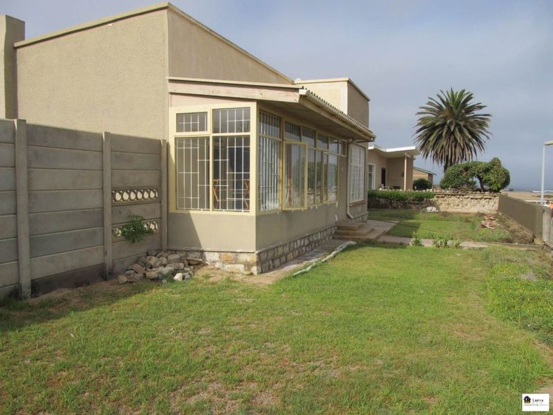 SEA FRONT PROPERTY - PRIME SITE - Photo 2