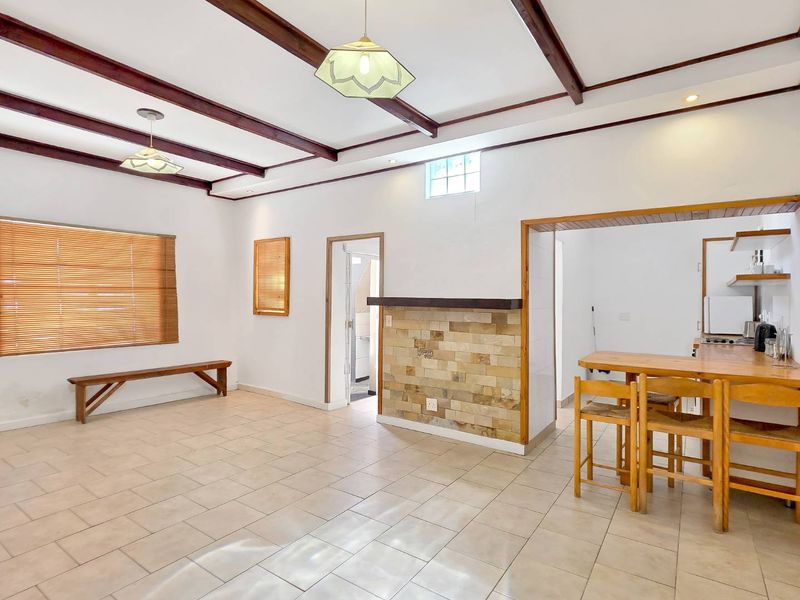 2 bedroom home in the heart of Bo-Kaap with mountain views - Photo 8