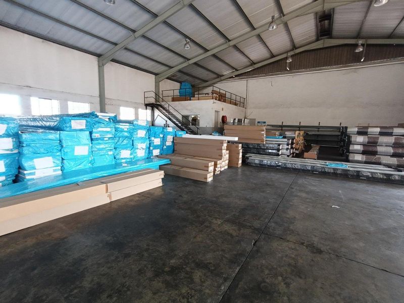 Two Warehouses | Yard | Super-Link Access - Photo 4