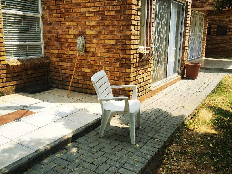 Apartment - Photo 5