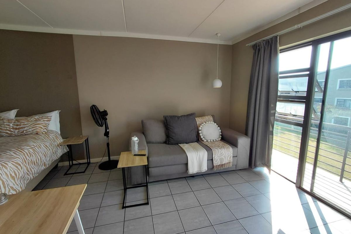 Modern Studio Apartment for Sale at The Paddocks, Dainfern – Ideal Investment or First Home - Photo 4