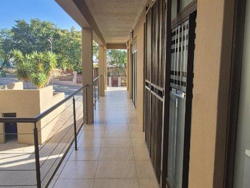 ​FOR SALE - Prime Office Opportunity in City View – Windhoek West - Photo 3