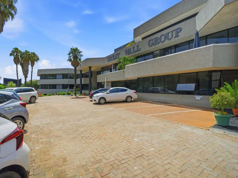 Commercial Office Investment Opportunity with Residential Conversion Upside - Photo 6