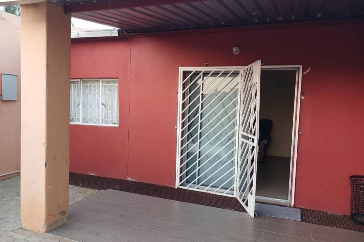 Property for Sale - Photo 2