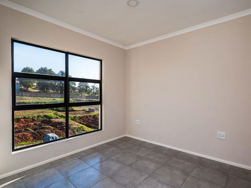 Kings Gate Estate 3 Bedroom Apartment - Photo 8