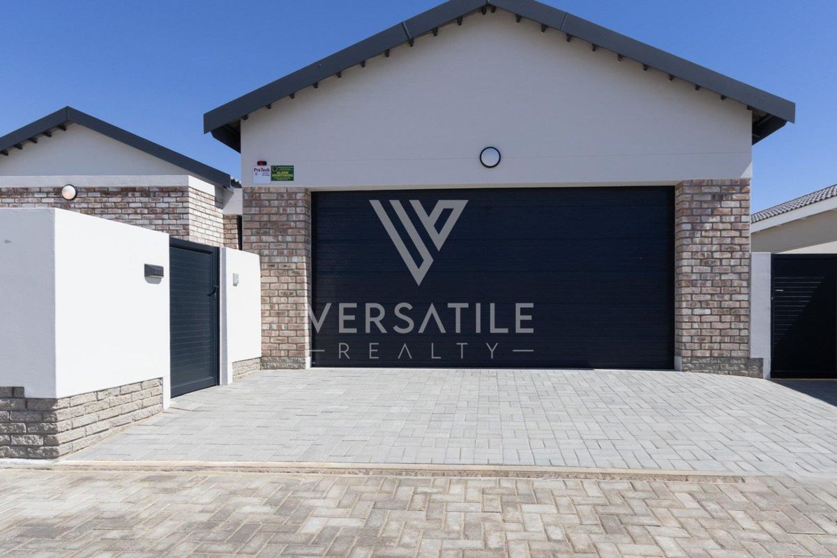 Modern Freestanding Home / High-End Finishes - Under Construction - Photo 2