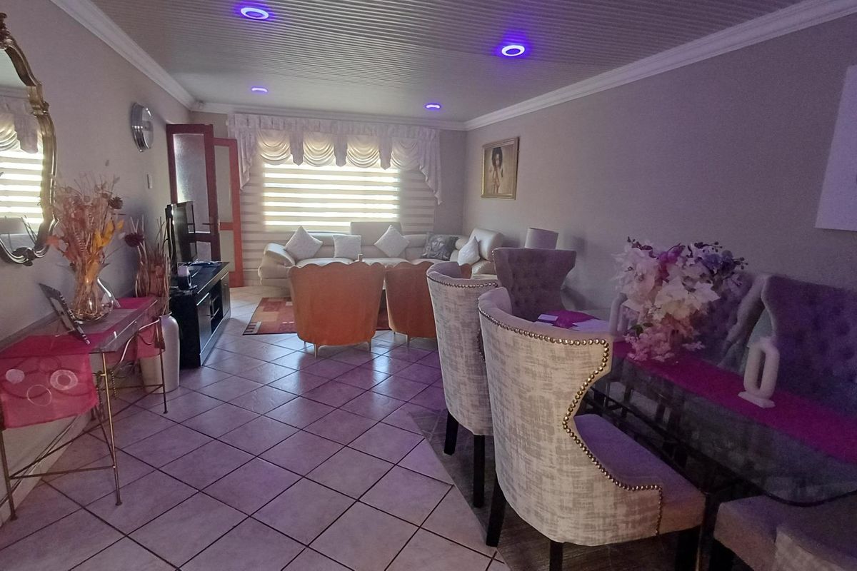 Space to spread out - Photo 2