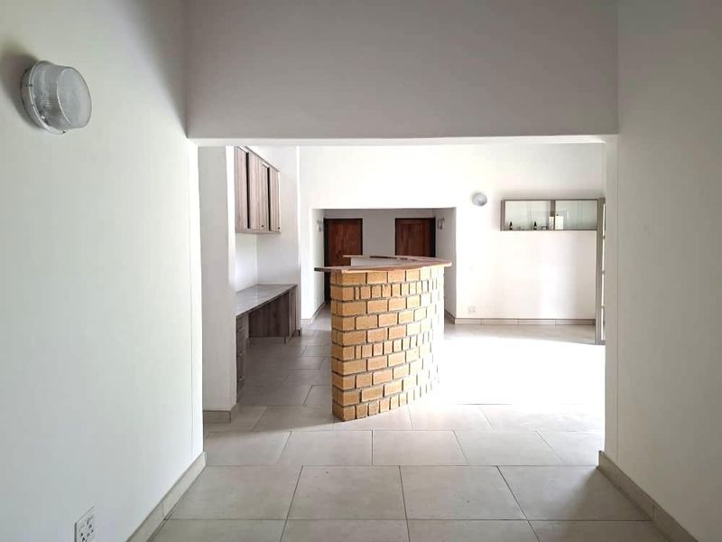 Office spaces for rent in Mavanze, Rundu - Photo 2