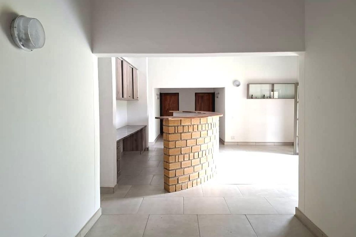 Office spaces for rent in Mavanze, Rundu - Photo 2