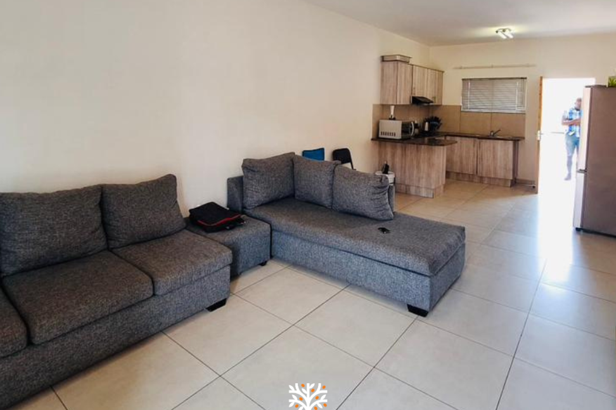 2-BEDROOM APARTMENT | ROCKY CREST - Photo 2