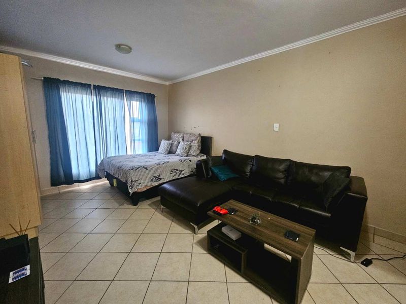 Bachelor Flat for Sale in Bains Game Lodge – Excellent Investment Opportunity - Photo 8