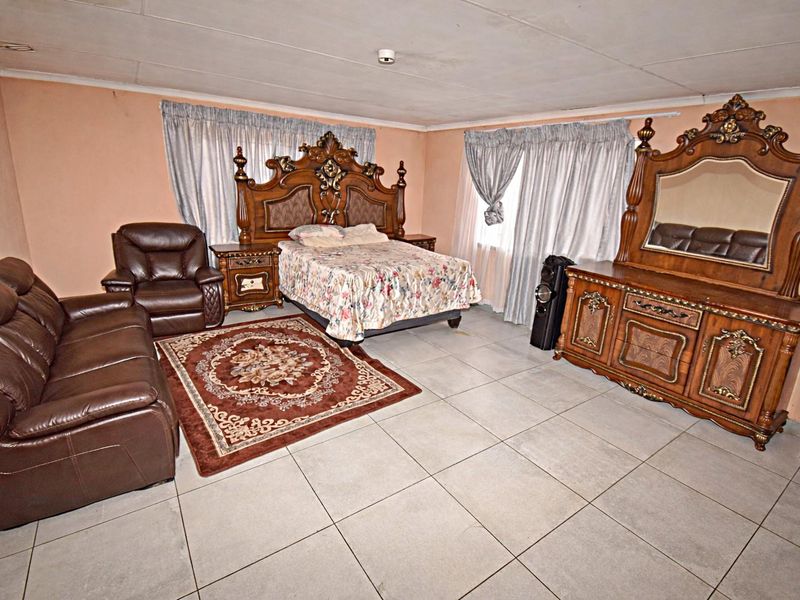 Welcome to your new home! - Photo 10