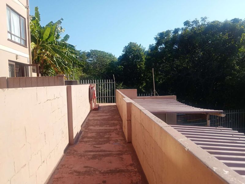 2 Bedroom In Morningside - Photo 9