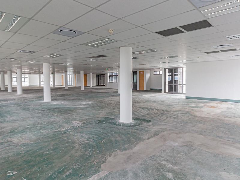 OFFICE SPACE TO LET IN MAXWELL OFFICE PARK. - Photo 6