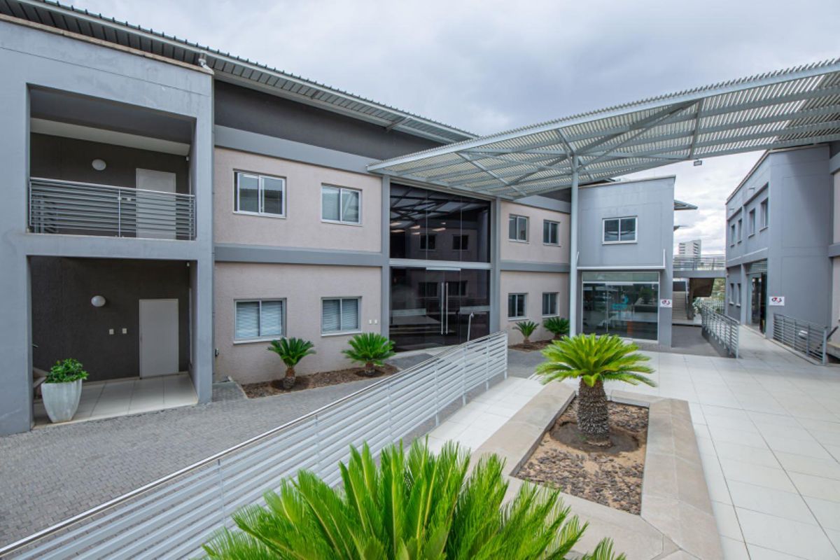 FOR SALE - Office space in CBD for Investors! - Photo 2