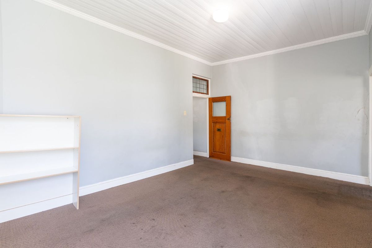 Commercial and residential combination property. GB1 -  Building for Sale in Prime Gardens set against the backdrop of majestic Table Mountain. - Photo 4