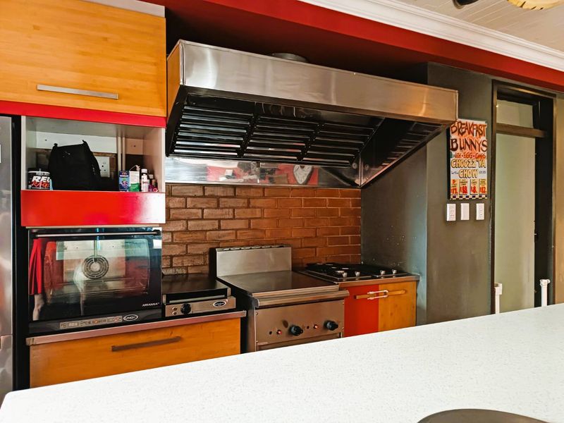 Versatile Home with 2 Flats: Family or Multiple Income Streams - Photo 8