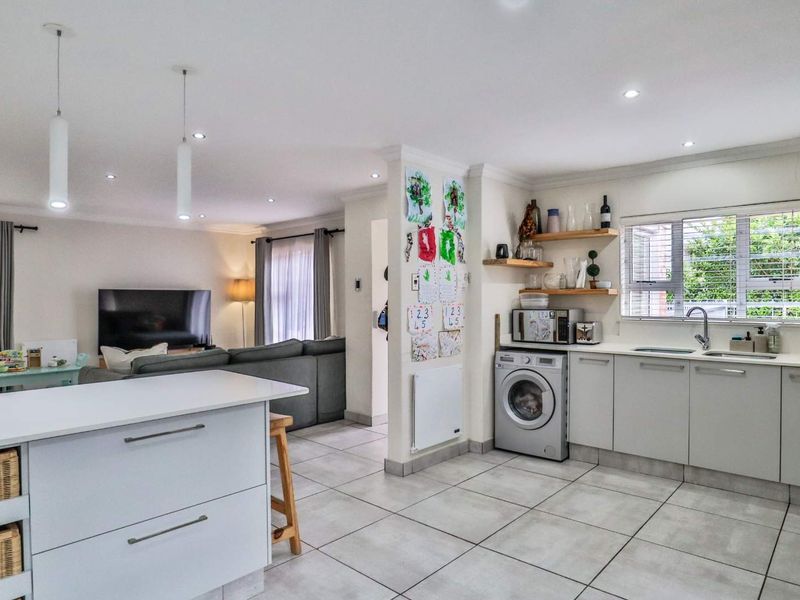 Diamond in the Rough/ Modern 2 Bed Home - Photo 10