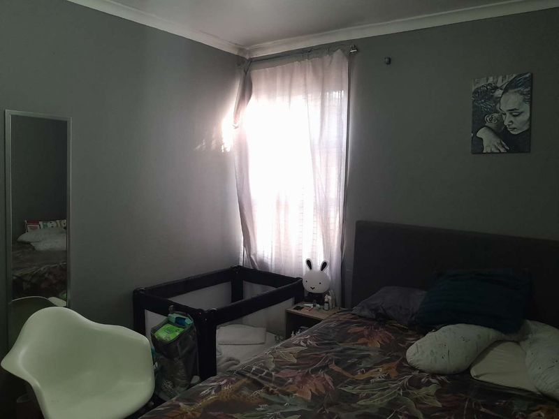 Beautiful face-brick 3-bedroom Home - Photo 9