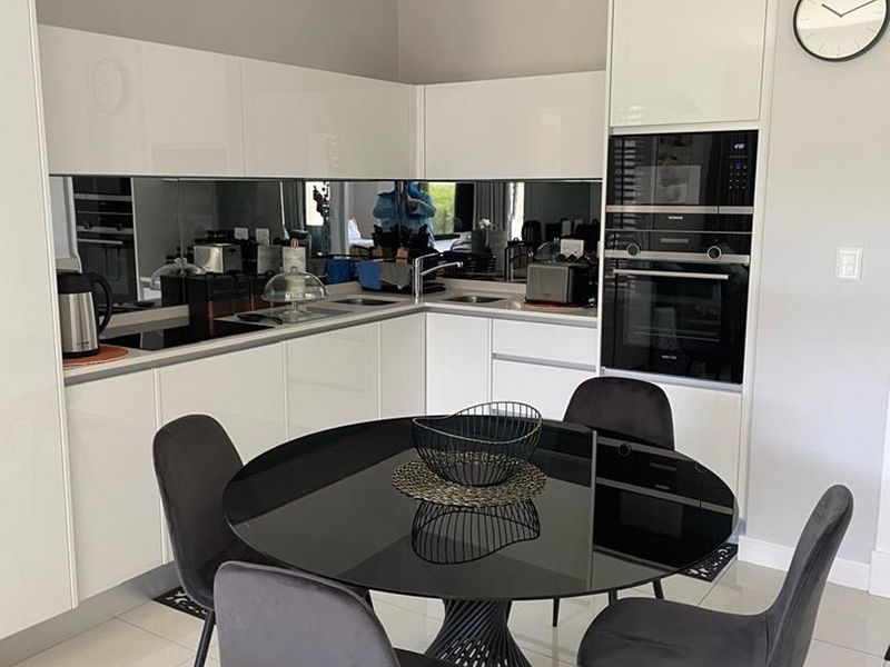 1 Bed Furnished Apartment for Rent in Houghton Estate - Photo 8