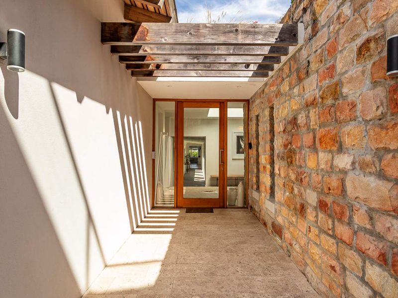 A HOME LIKE NO OTHER......... - Photo 5