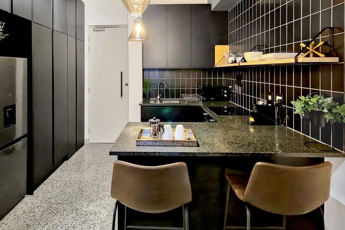 Fully Furnished Chic City Pad - Photo 2