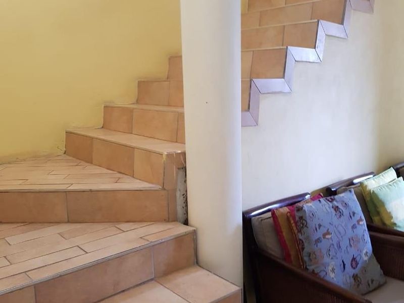 7 Bedroom House In Clayville Ext 8 - Photo 10