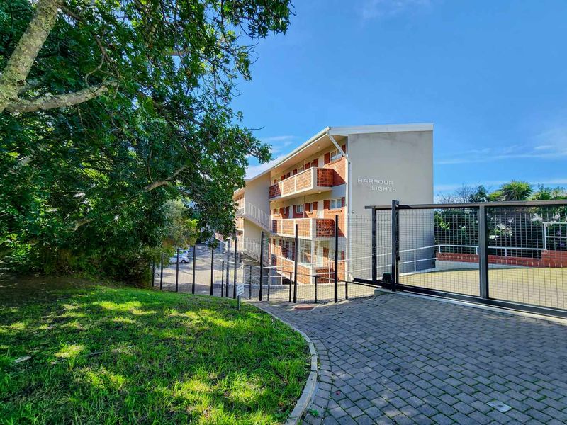 Unfurnished studio with views to rent! - Photo 1