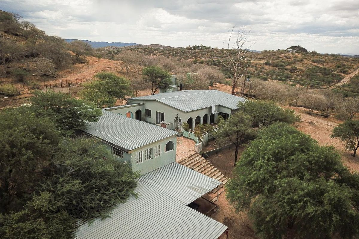 BRAKWATER PROPERTY - 3 FARMHOUSES - FOR SALE: - Photo 3