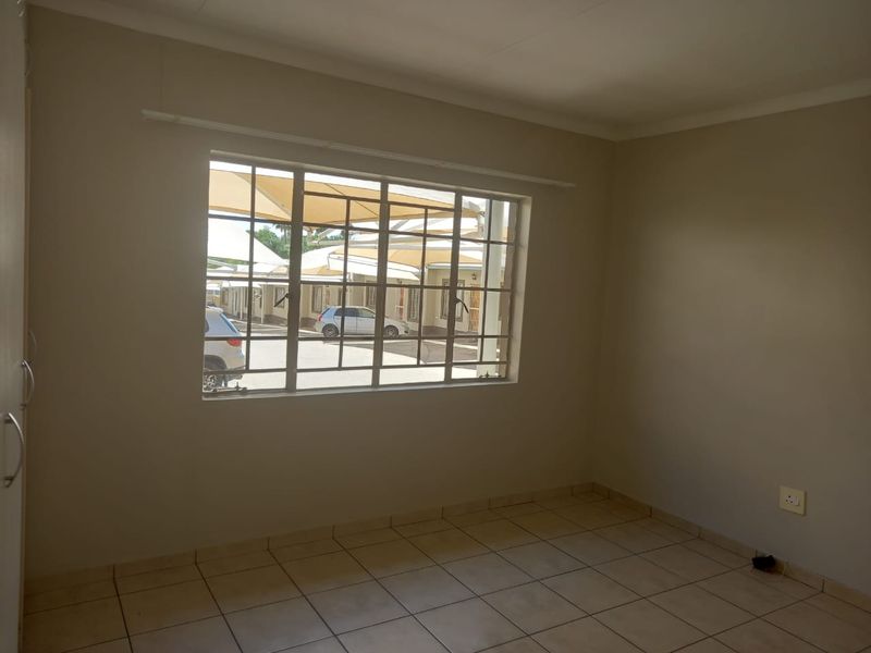 FIRST HOME OWNER'S DREAM ! - Photo 3