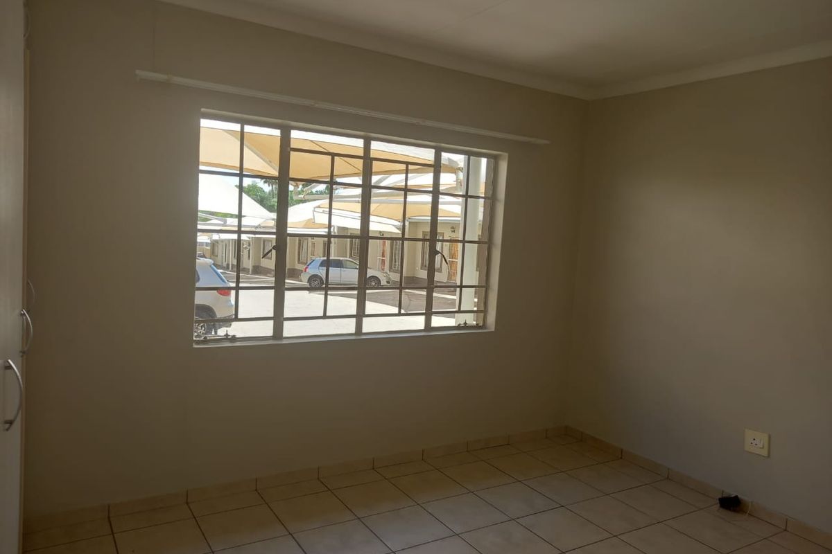 FIRST HOME OWNER'S DREAM ! - Photo 3