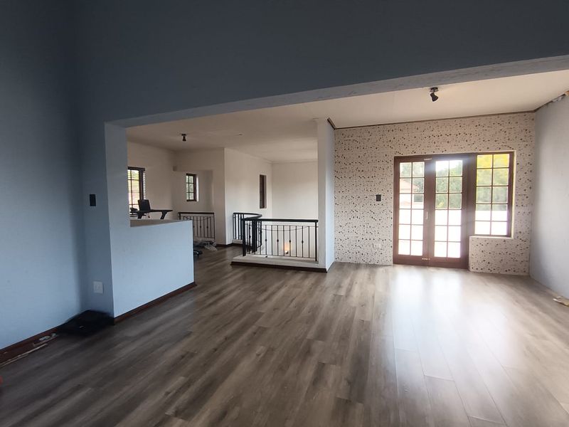 Terrific Duplex Townhouse In the Best Part of The Complex_Pet friendly with views for days - Photo 6