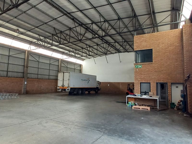 872m2 Jet Park Warehouse - Photo 9