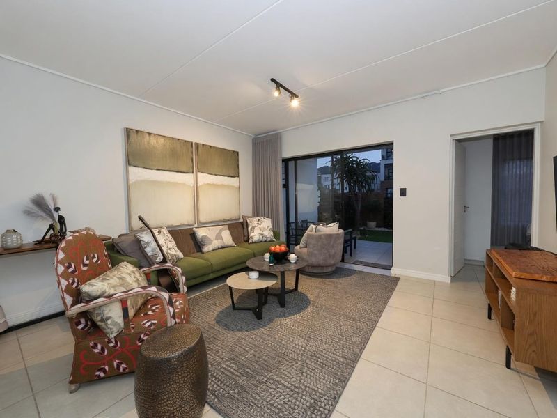 FULLY FUNRISHED THREE BEDROOM GROUND FLOOR APARTMENT FOR SALE!!! - Photo 3