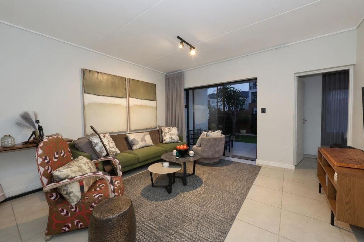 FULLY FUNRISHED THREE BEDROOM GROUND FLOOR APARTMENT FOR SALE!!! - Photo 3