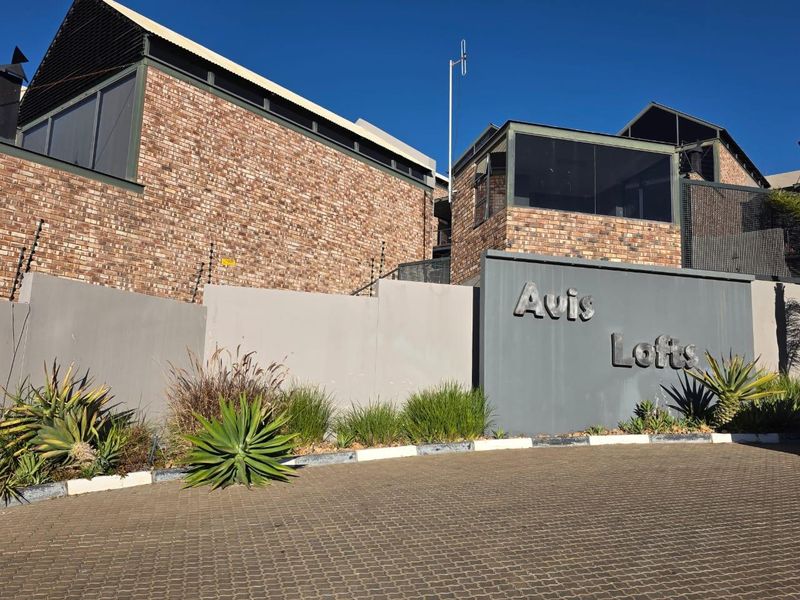 FULLY FURNISHED AVIS LOFTS (Month to Month rental option) - Photo 4