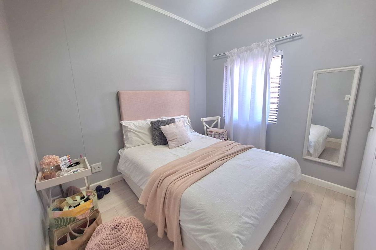 Perfectly Priced – Urgent Seller Seeking a Serious Buyer! - Photo 3