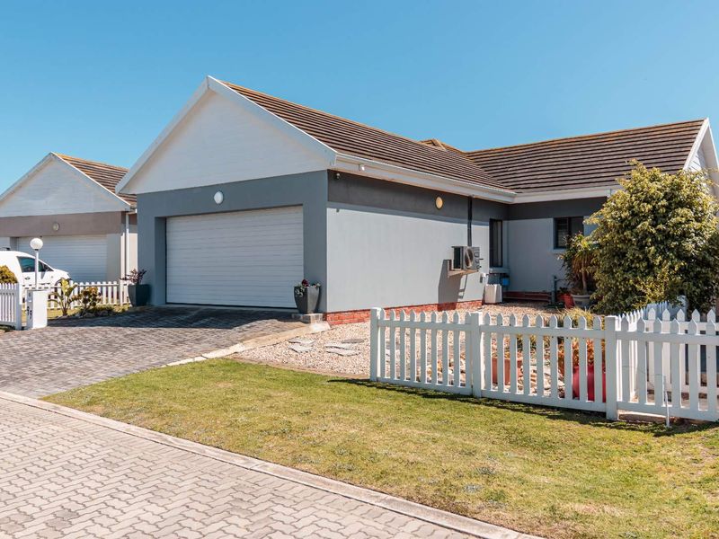 3 Bedroom Freehold in Secure Estate in Kamma Ridge, Port Elizabeth - Photo 2