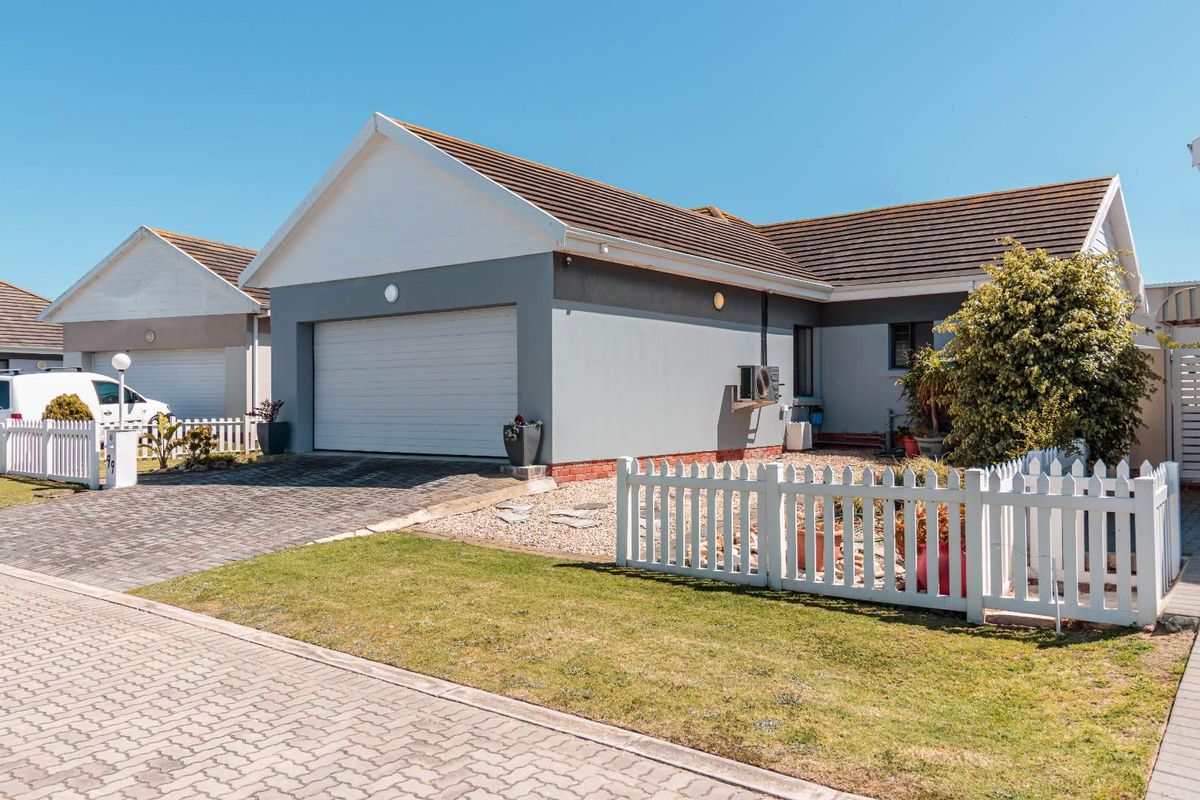 3 Bedroom Freehold in Secure Estate in Kamma Ridge, Port Elizabeth - Photo 2