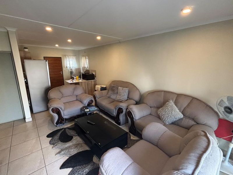 3 Bedroom Leopard's Rest family home! - Photo 5